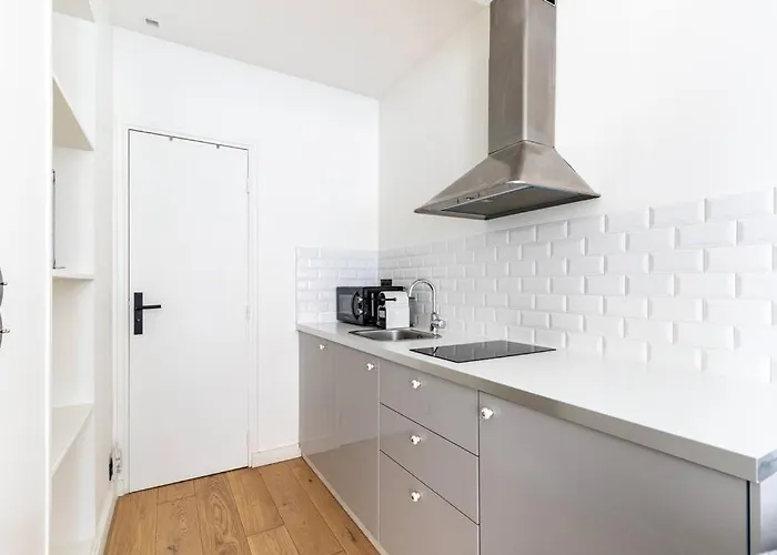 Gaite Montparnasse : Magnifique Paris